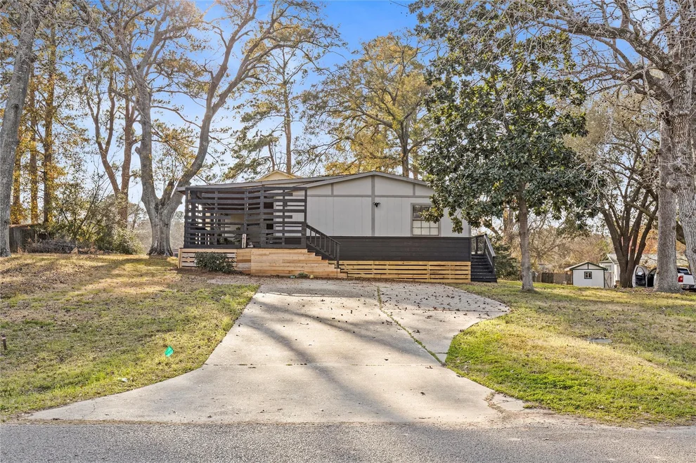 Unit for sale at 14189 Shadow Bay Drive, Willis, TX 77318