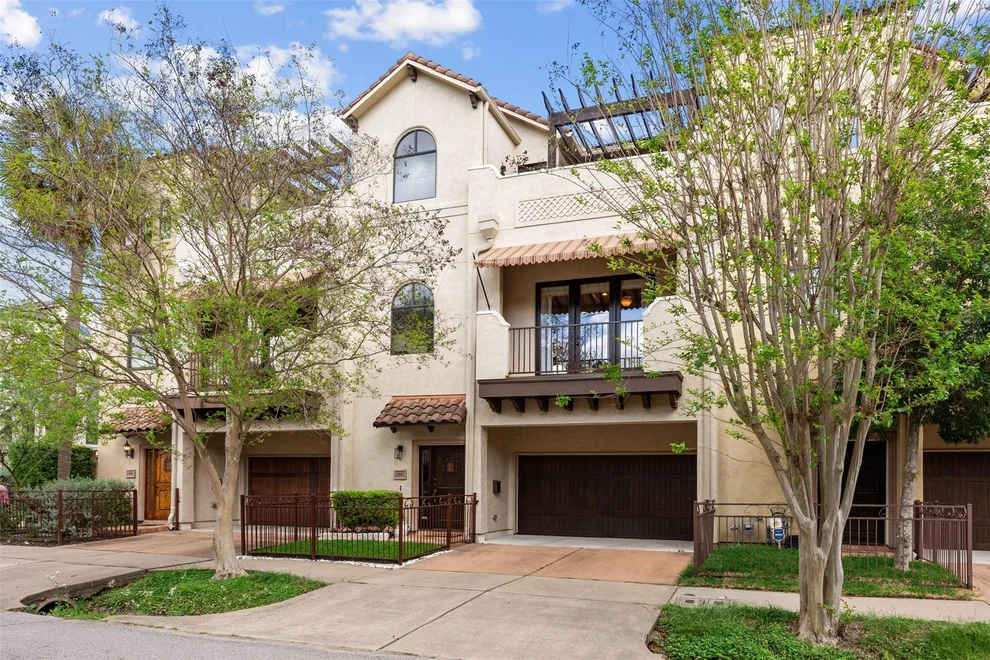 Unit for sale at 414 Snover Street, Houston, TX 77007