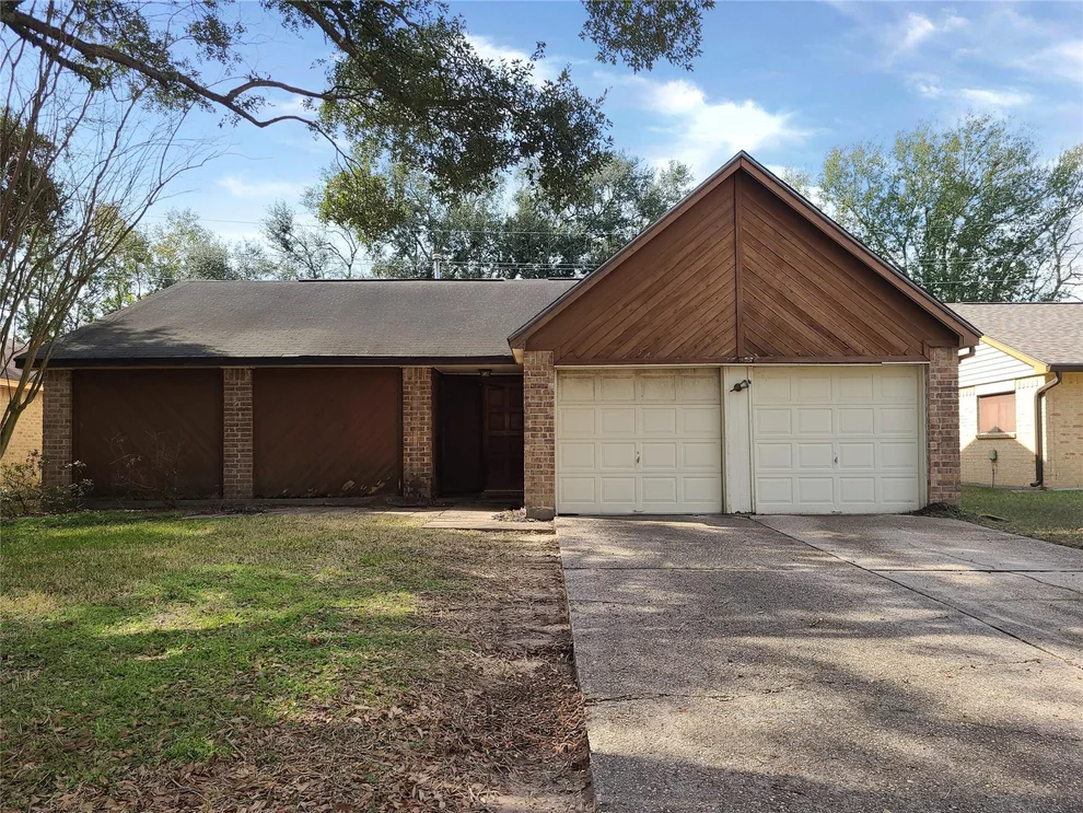 Unit for sale at 24127 Spring Towne Drive, Spring, TX 77373