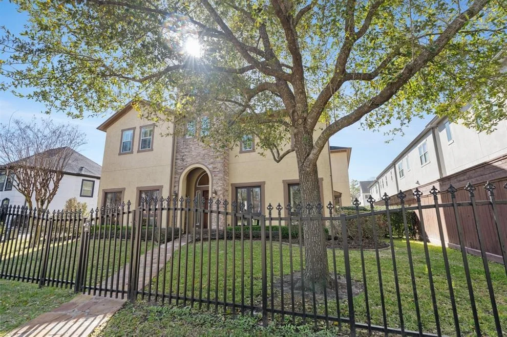 Unit for sale at 818 Seagler Road, Houston, TX 77042