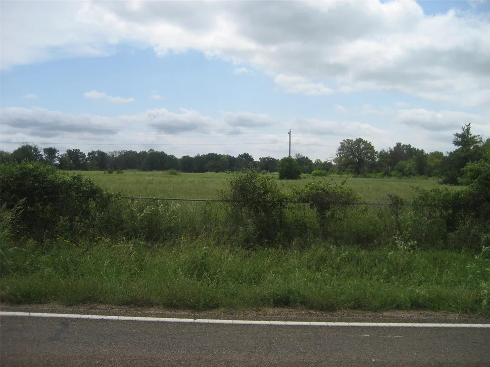 Unit for sale at 2285 Fm 132, Crockett, TX 75835