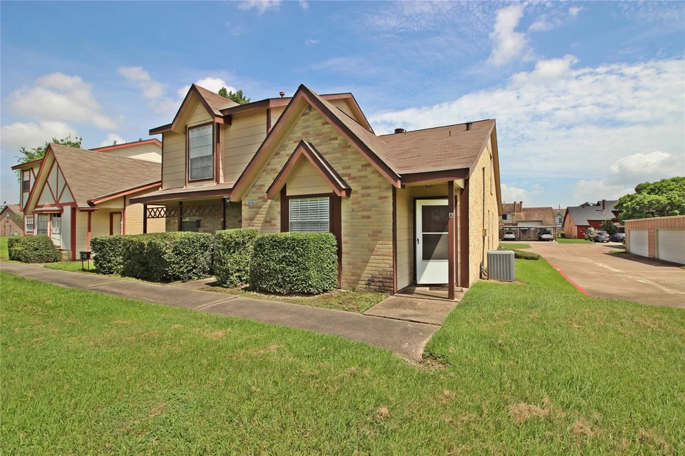 Unit for sale at 2041 Country Village Boulevard, Humble, TX 77338