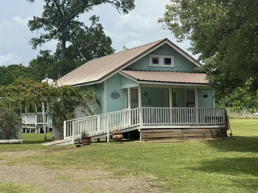 Unit for sale at 12215 Fm 442 Road, Boling, TX 77420