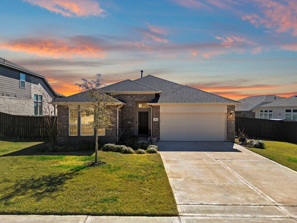 Unit for sale at 1313 Mainland Shores Lane, Montgomery, TX 77316