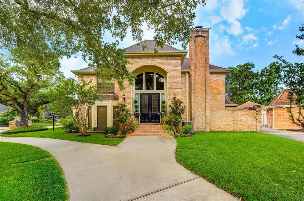 Unit for sale at 714 Last Arrow Drive, Houston, TX 77079