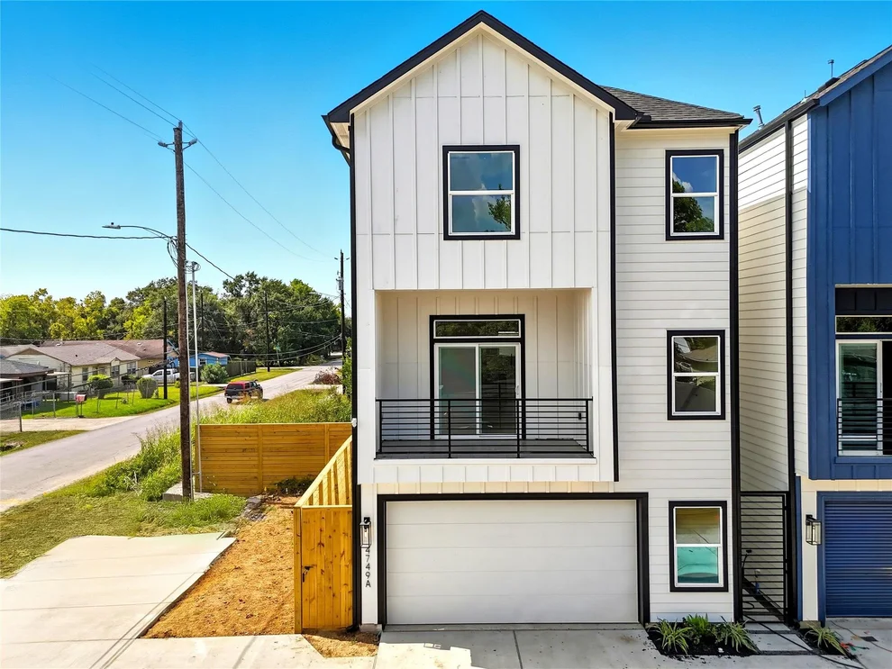 Unit for sale at 4749 Wilmington Street, Houston, TX 77033