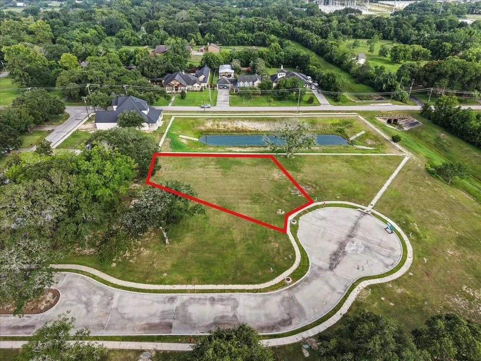 Unit for sale at 616 Acorn Creek Way, League City, TX 77573