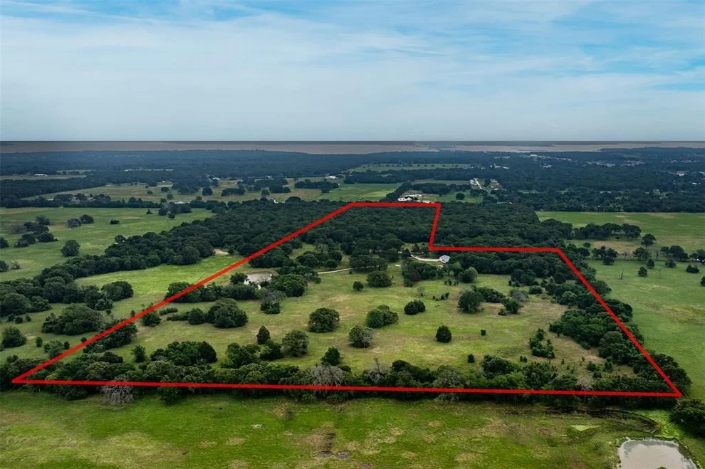 Unit for sale at 522 Cr-2404, Kemp, TX 75143
