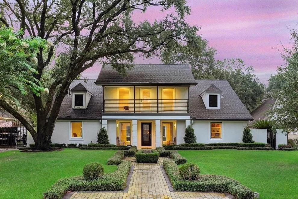 Unit for sale at 5644 Lynbrook Drive, Houston, TX 77056