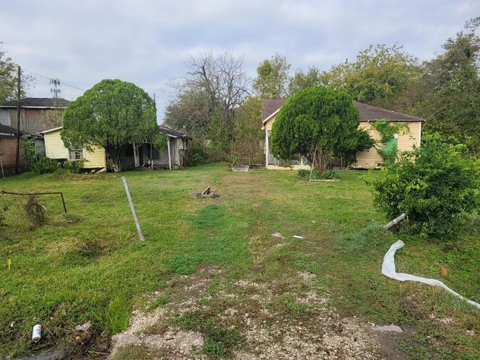 Unit for sale at 3009 Staples Street, Houston, TX 77026
