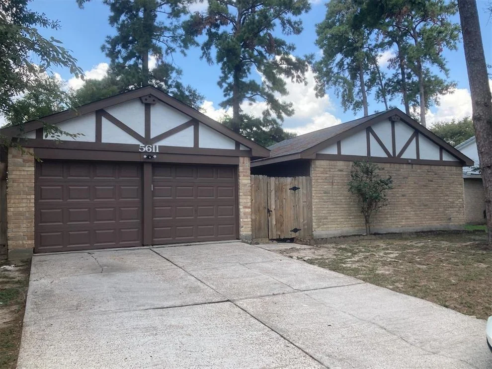 Unit for sale at 5611 Circlegate Drive, Spring, TX 77373
