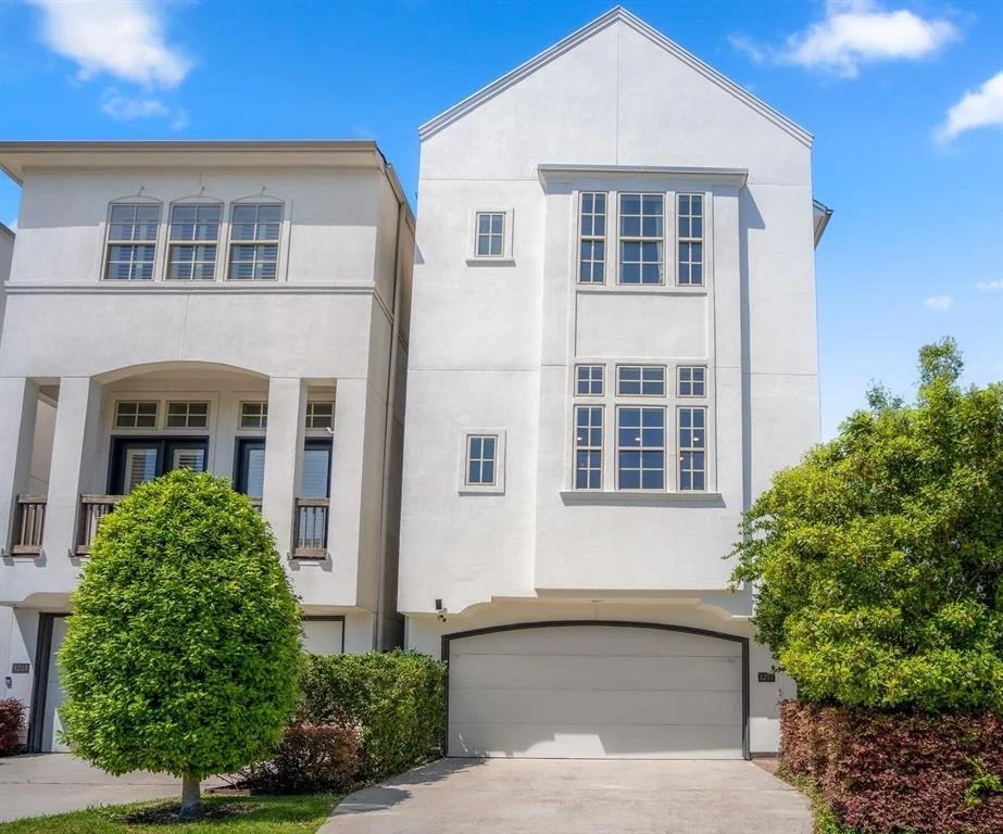 Unit for sale at 1217 E 28th Street, Houston, TX 77009