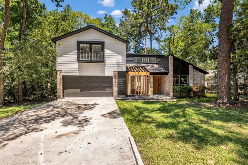 Unit for sale at 53 E Torch Pine Circle, The Woodlands, TX 77381