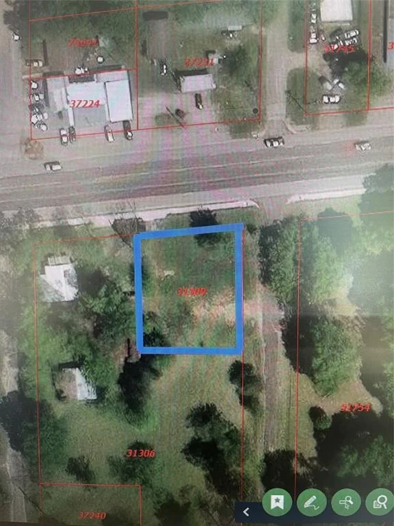 Unit for sale at 309 2nd St, Livingston, TX 77351