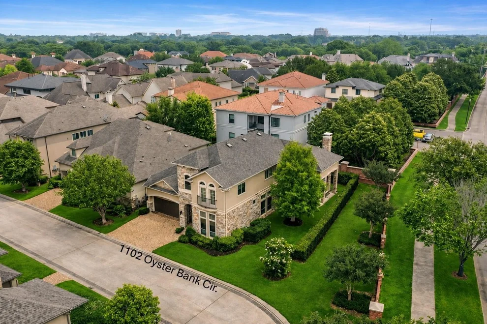 Unit for sale at 1102 Oyster Bank Circle, Sugar Land, TX 77478