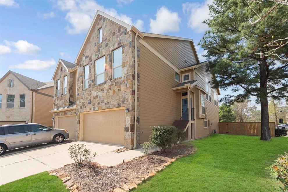 Unit for sale at 202 Cheswood Forest Place, Montgomery, TX 77316