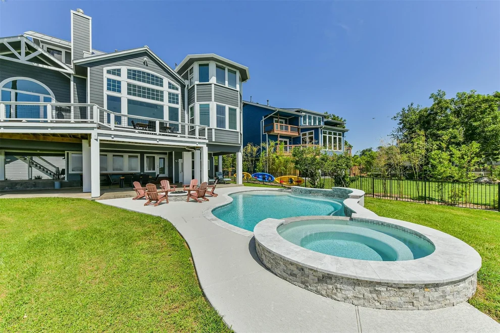 Unit for sale at 605 Quintana Roo Place, Seabrook, TX 77586