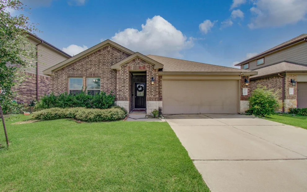 Unit for sale at 3742 Canyon Shore Lane, Missouri City, TX 77459