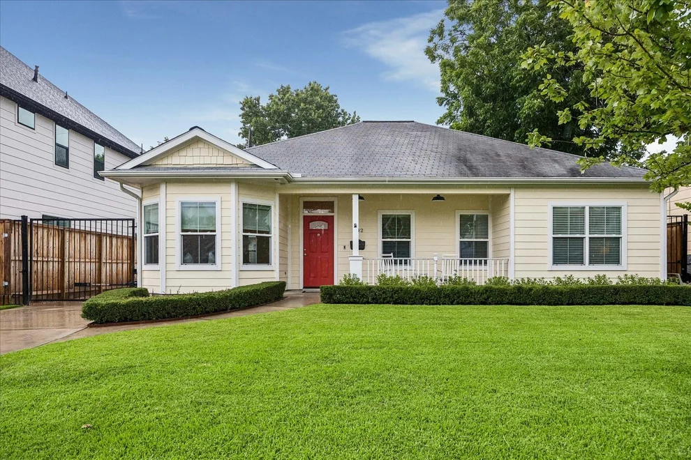 Unit for sale at 1842 Hewitt Drive, Houston, TX 77018