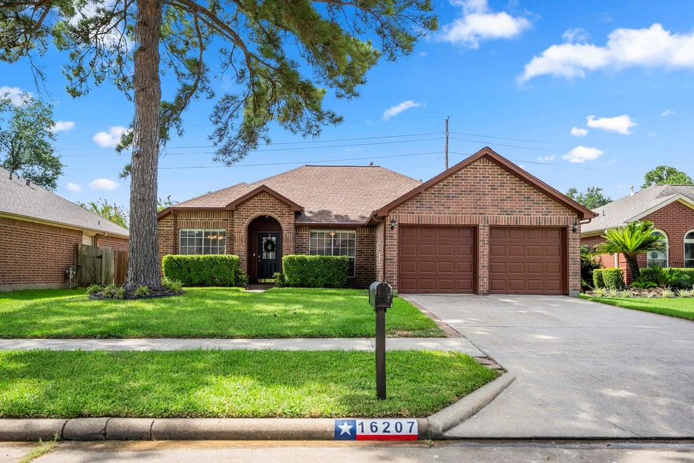 Unit for sale at 16207 Indian Cypress Drive, Cypress, TX 77429