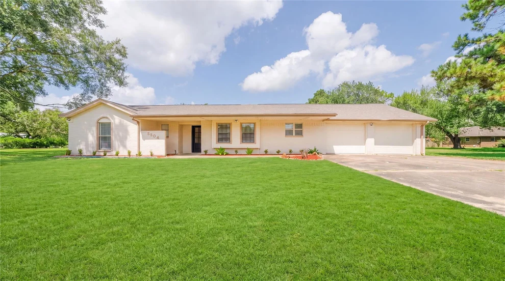 Unit for sale at 3304 Bruce Hall Road, Santa Fe, TX 77510