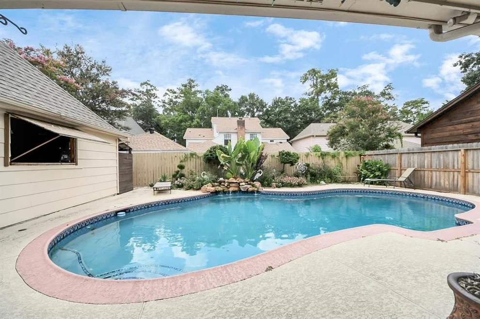 Unit for sale at 6906 Apple Valley Lane, Houston, TX 77069