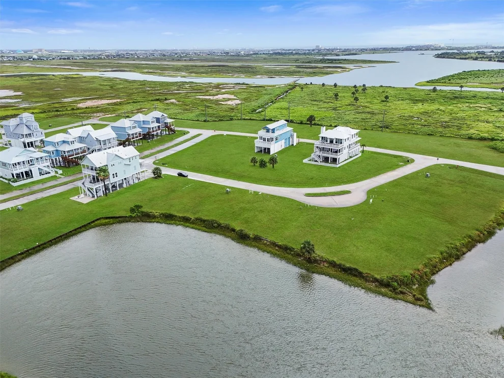 Unit for sale at 10814 Egrets Nest, Galveston, TX 77554