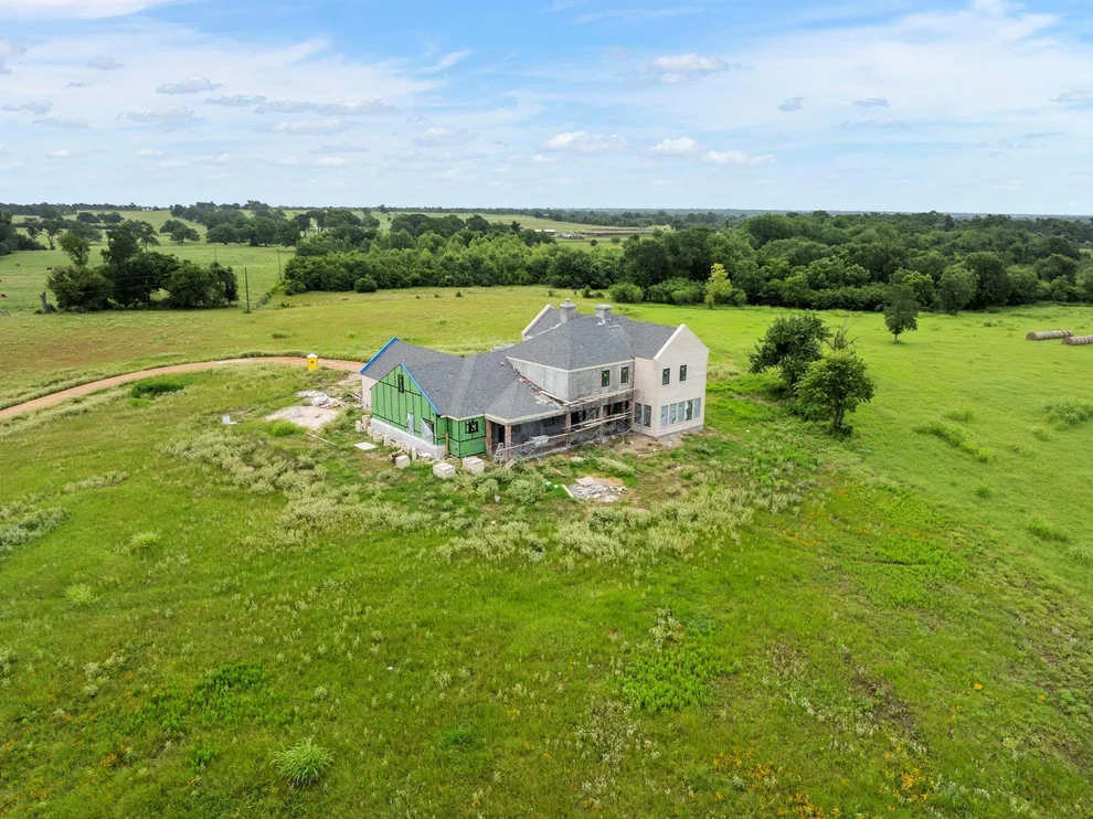Unit for sale at 202 Blackberry Lane, Washington, TX 77880