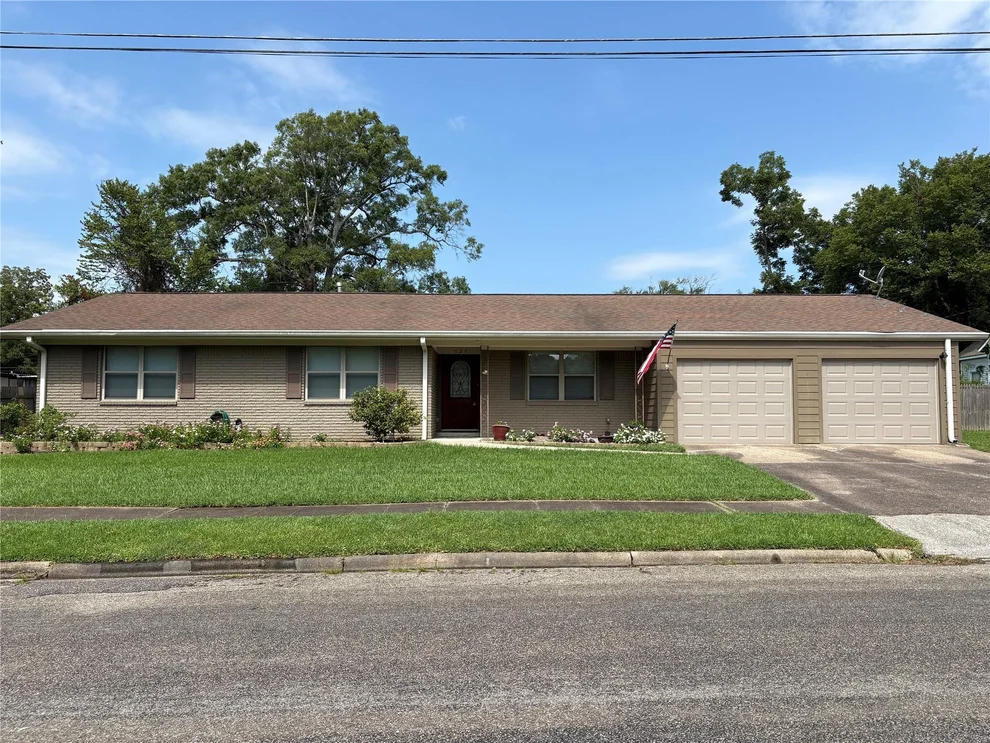 Unit for sale at 523 N Drew Avenue, Livingston, TX 77351