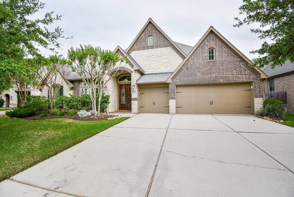 Unit for sale at 27610 Hunting Bay Court, Katy, TX 77494