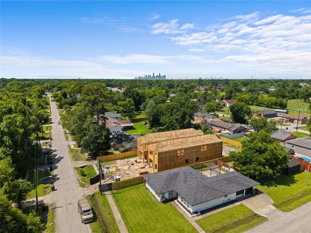 Unit for sale at 8315 Lavender Street, Houston, TX 77016