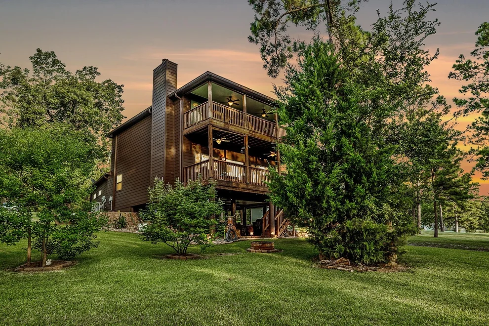Unit for sale at 48 Hillsborough Drive, Huntsville, TX 77340