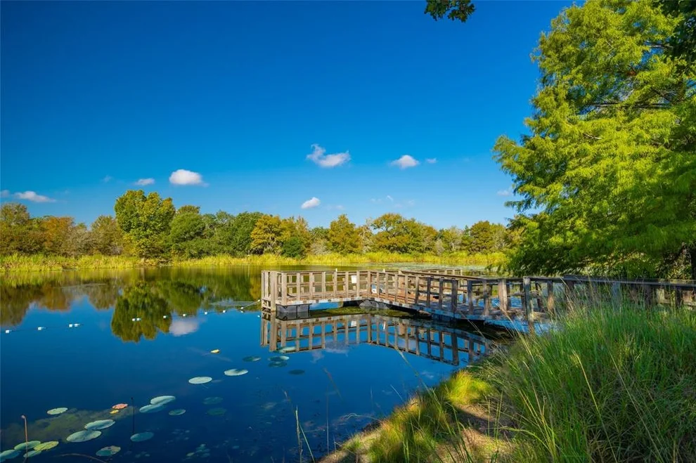 Unit for sale at 2001 Waldeck Road, Ledbetter, TX 78946