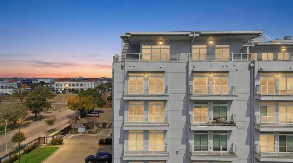 Unit for sale at 6955 Turtlewood Drive, Houston, TX 77072