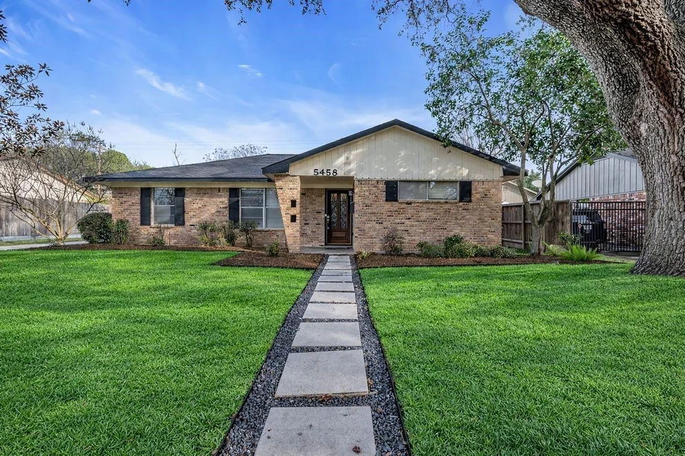 Unit for sale at 5458 Ariel Street, Houston, TX 77096
