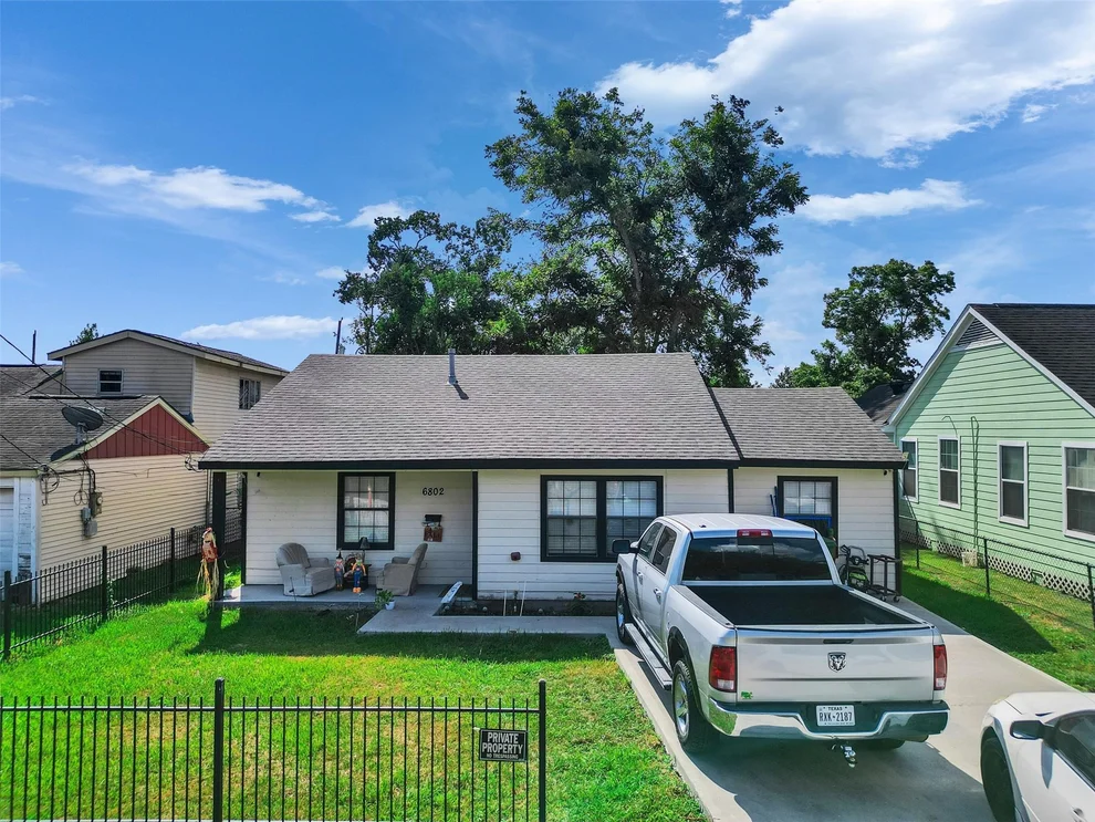 Unit for sale at 6802 Force Street, Houston, TX 77020