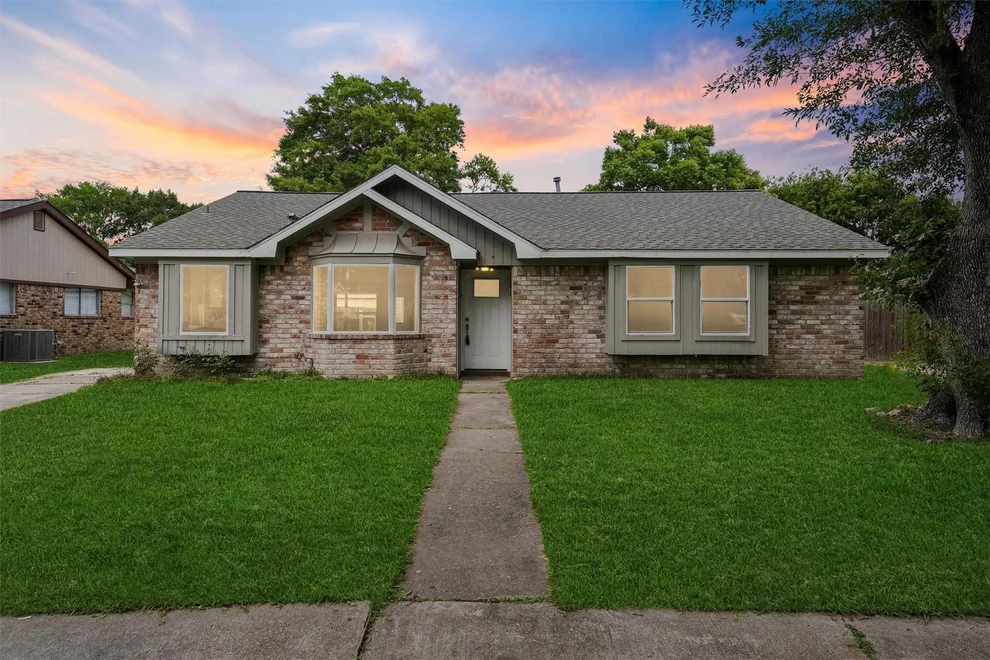 Unit for sale at 12310 Pine Knoll Drive, Houston, TX 77099