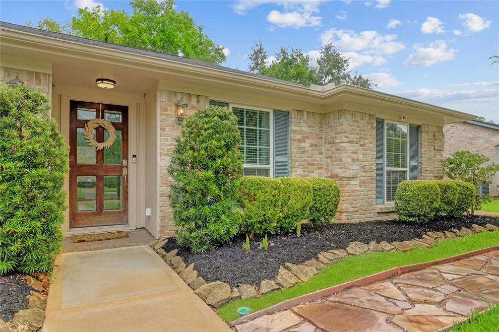 Unit for sale at 12427 Attlee Drive, Houston, TX 77077