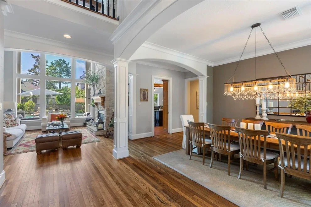 Unit for sale at 62 N Knightsgate Circle, The Woodlands, TX 77382