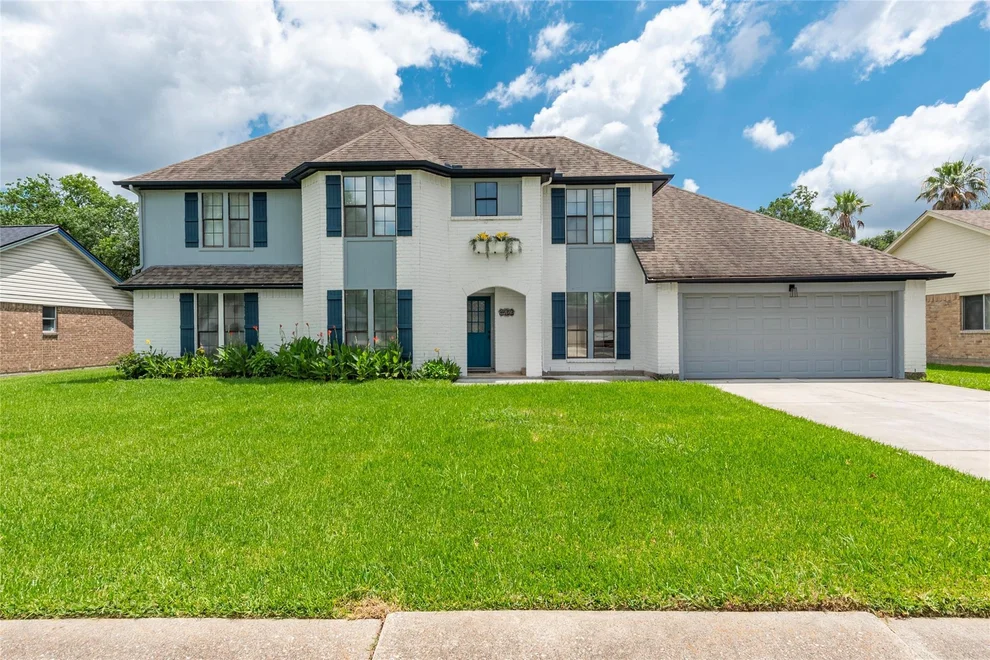 Unit for sale at 1402 Osborne Drive, Friendswood, TX 77546