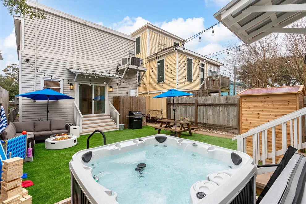 Unit for sale at 1021 Sealy Street, Galveston, TX 77550