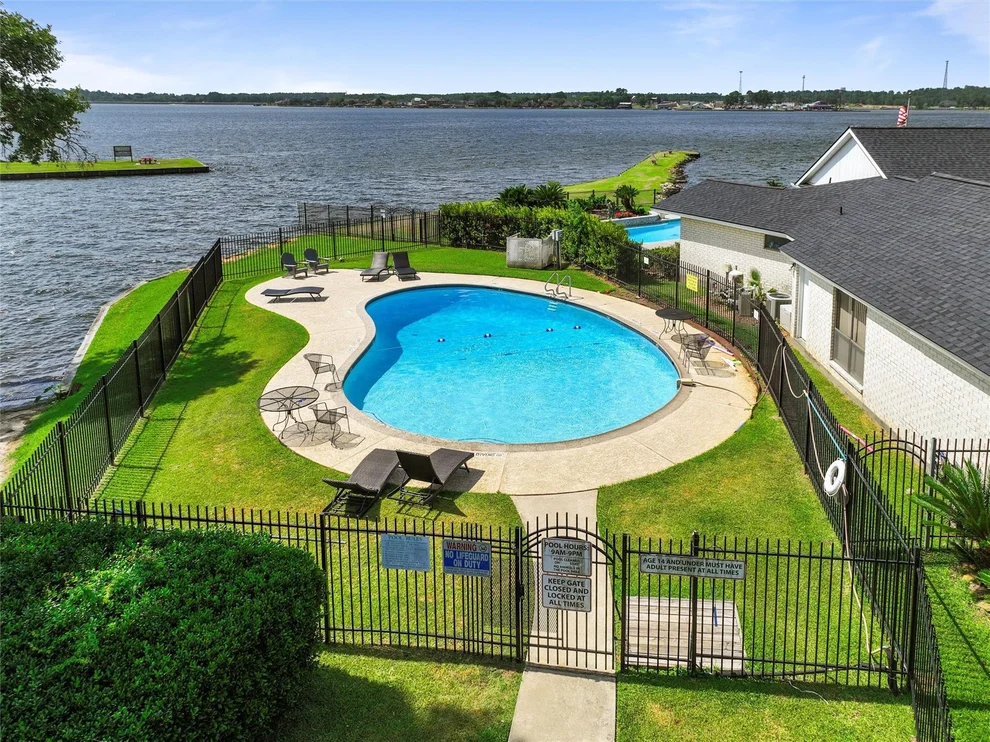 Unit for sale at 14691 Diamondhead S, Conroe, TX 77356