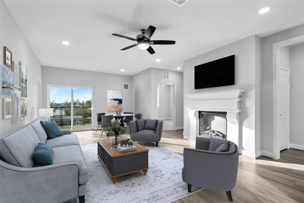 Unit for sale at 6804 Westview Drive, Houston, TX 77055