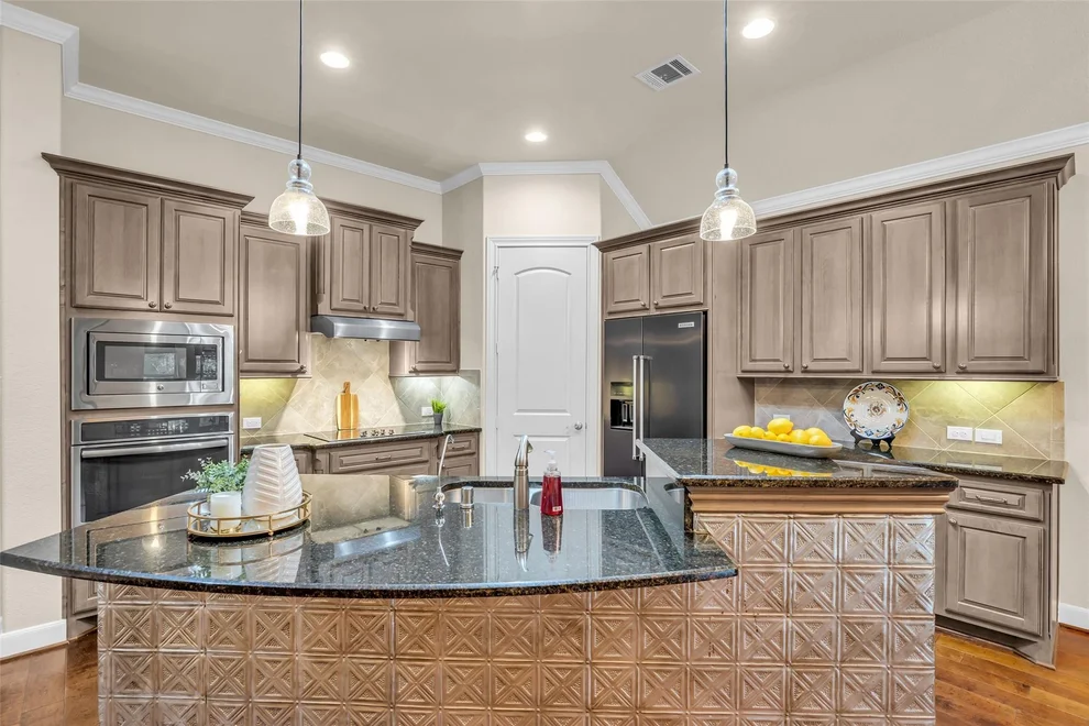 Unit for sale at 118 Gray Vervain Court, Montgomery, TX 77316