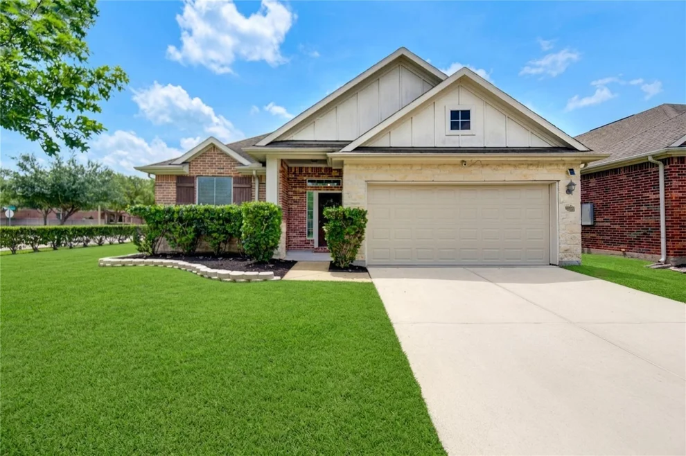 Unit for sale at 3031 Fir Meadow Lane, Dickinson, TX 77539