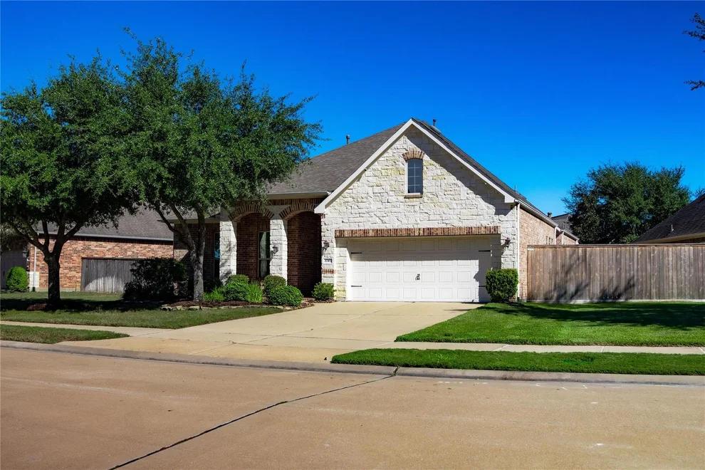 Unit for sale at 27102 Carmel Falls Lane, Katy, TX 77494