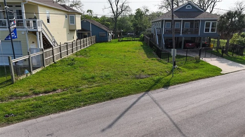 Unit for sale at 0 Boulevard, Bacliff, TX 77518