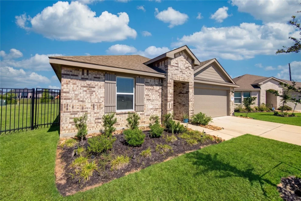 Unit for sale at 5001 Almond Terrace Drive, Katy, TX 77493