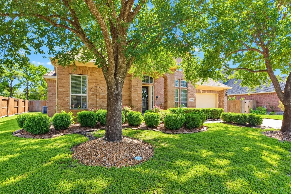 Unit for sale at 12009 Cedar Creek Drive, Pearland, TX 77584