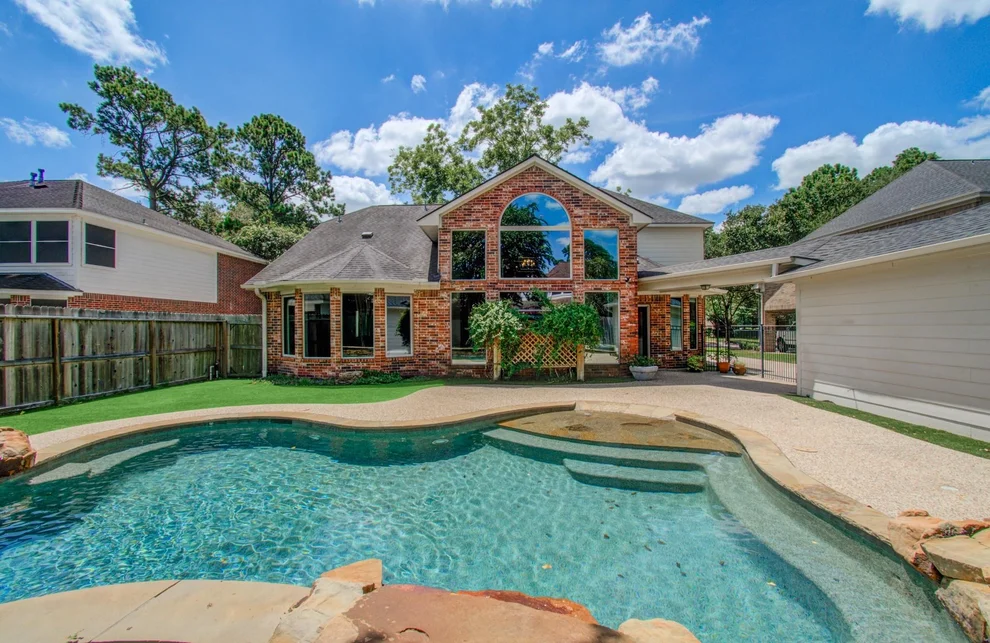 Unit for sale at 11810 Rue Beaujon Court, Tomball, TX 77377